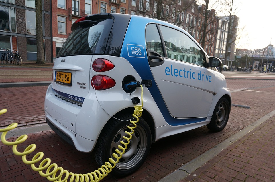 能源汽車鋰電池市場與充電問題